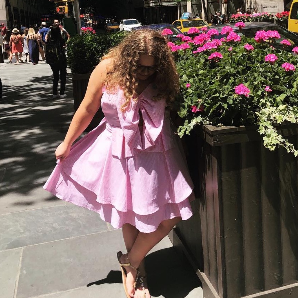 Pink pinstripe dress w/ bow 🎀